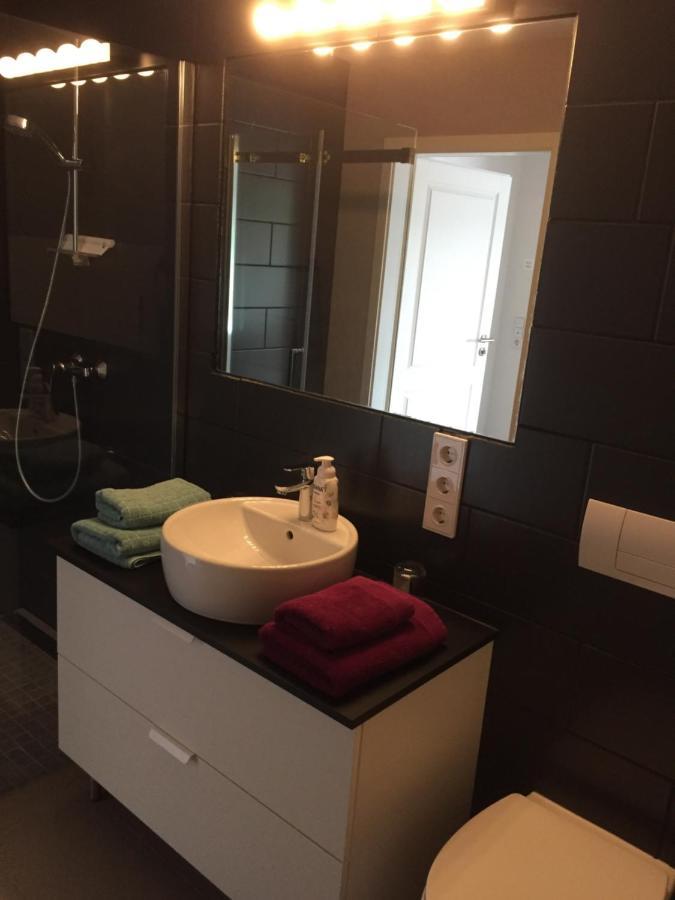 Familienfreundliche Ferienwohnung Am See Sömmerda Esterno foto