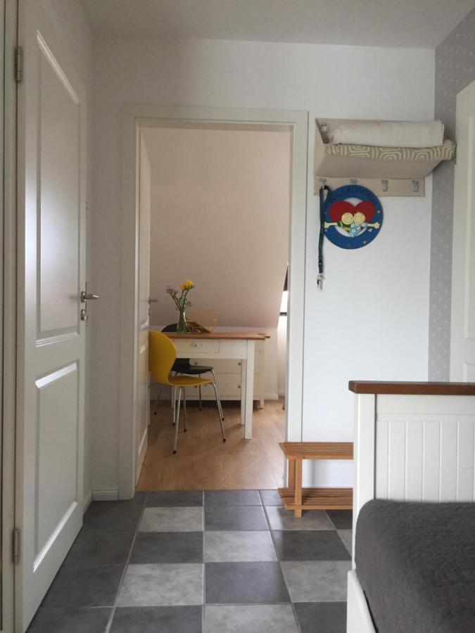 Familienfreundliche Ferienwohnung Am See Sömmerda Esterno foto